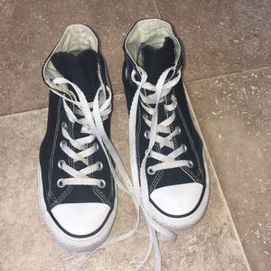 Black Converse
